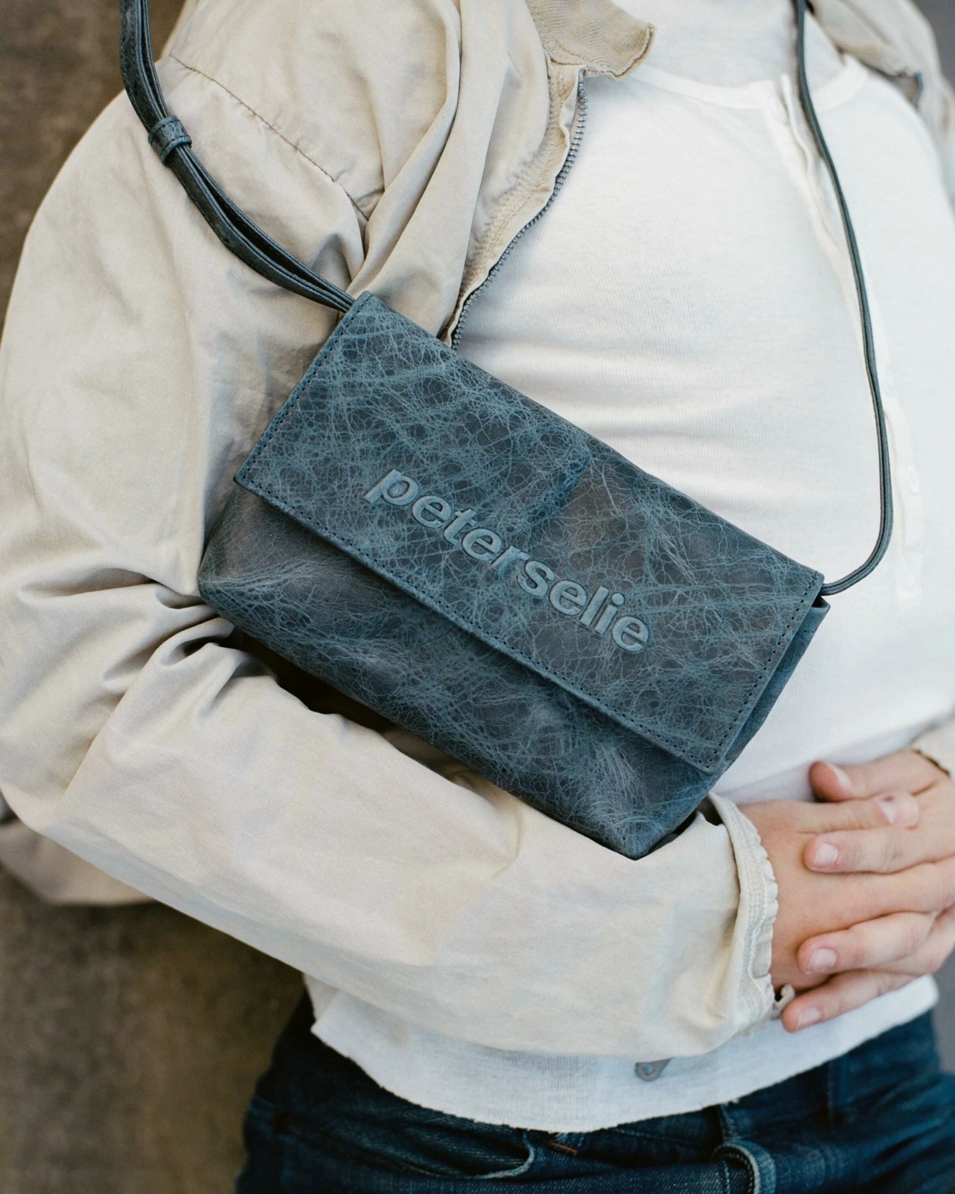 0012 001127270012 min