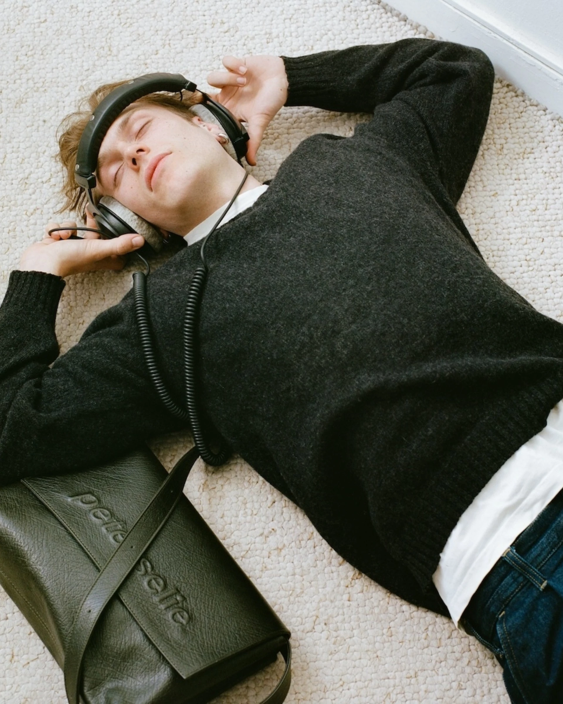 0014 001051360014 min