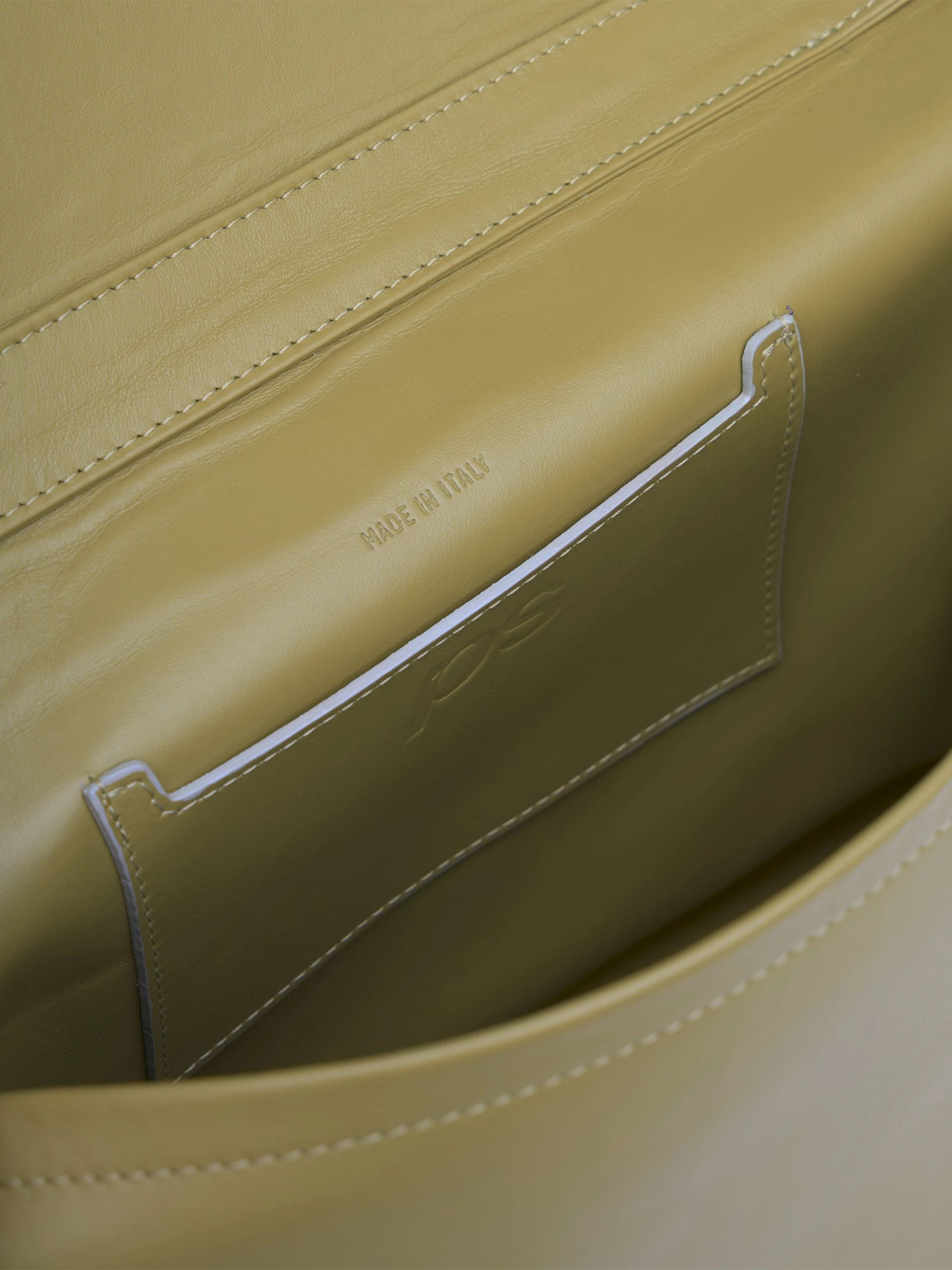 Ps 04 pistache inside