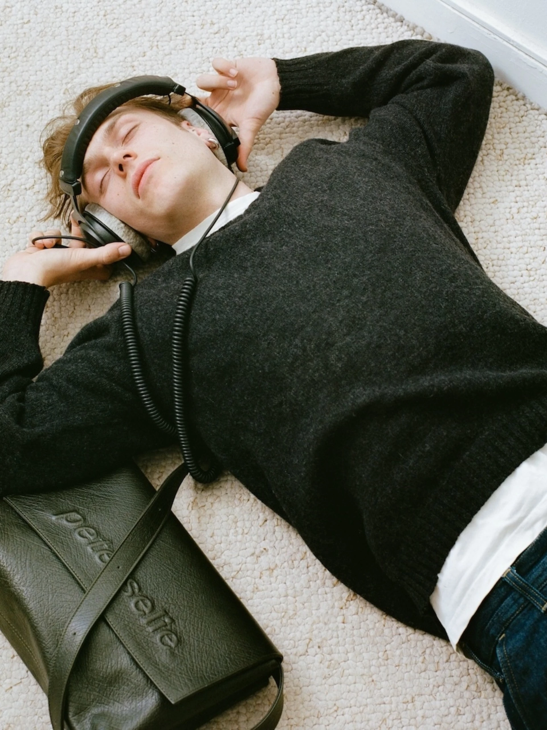 0014 001051360014 min